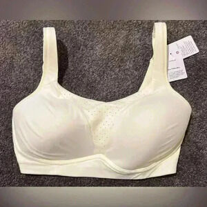 New With Tags Lululemon Run Time Bra High Support In Light Creamy Yellow Size